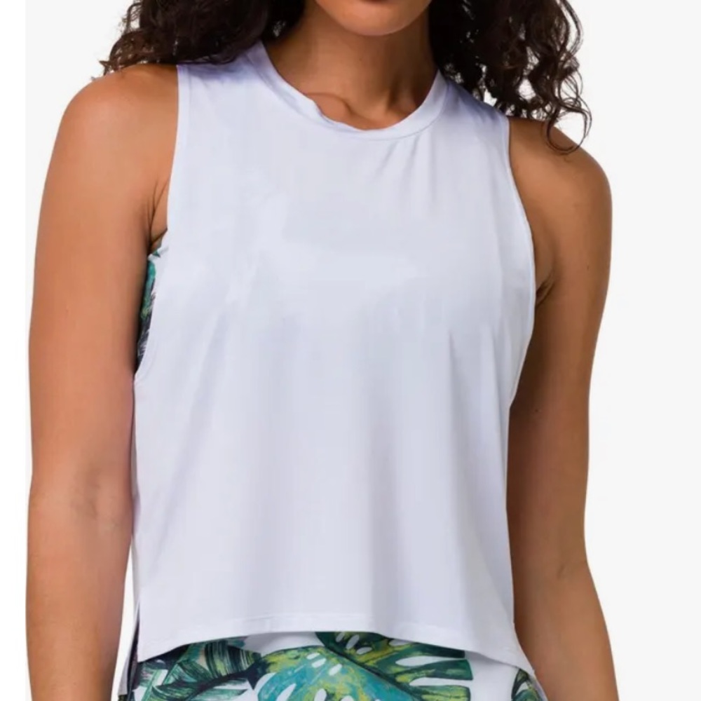 Onzie Tempo Tank - white